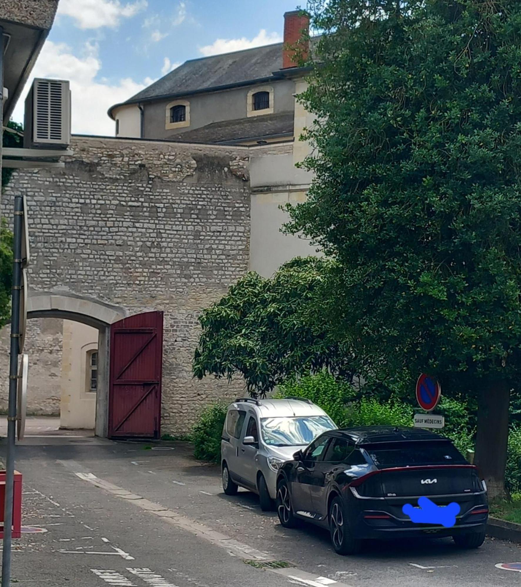 Апартаменты Jls'Tudios " U Sognu" Cosne-Cours-Sur-Loire Экстерьер фото